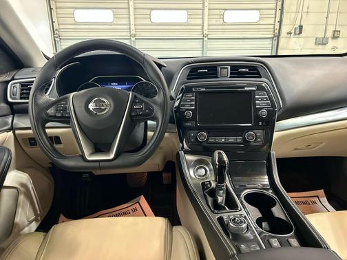 Super Black 2019 Nissan Maxima 3.5 SV