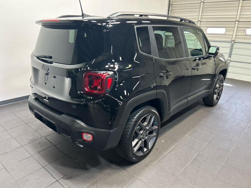 Black Clearcoat 2019 Jeep Renegade Limited