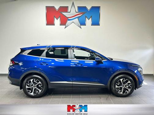 Sapphire Blue 2023 Kia Sportage EX