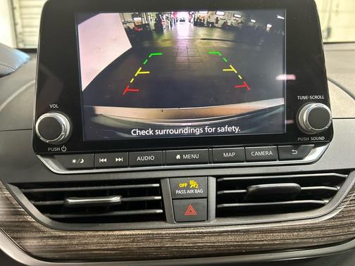 Brilliant Silver Metallic 2020 Nissan Altima 2.5 SL