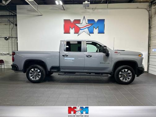 Slate Gray Metallic 2024 Chevrolet Silverado 2500 Custom
