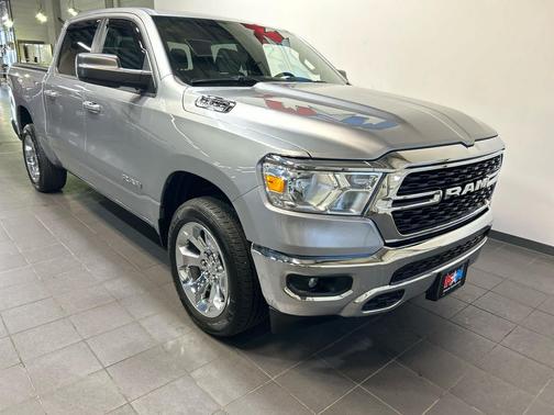 Billet Silver Metallic Clearcoat 2022 RAM 1500 Big Horn/Lone Star
