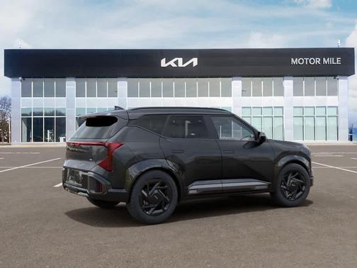 Interstellar Gray 2027 Kia Seltos X-Line SX