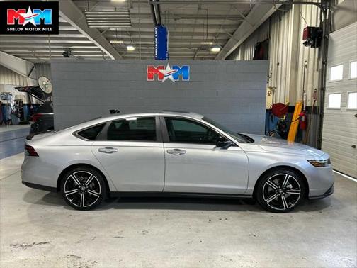 2025 Honda Accord Hybrid Base