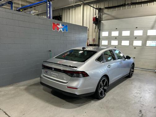 2025 Honda Accord Hybrid Base