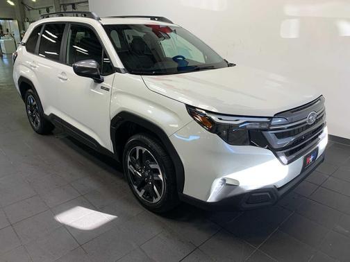 2025 Subaru Forester Hybrid Premium