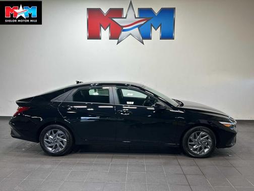 Abyss Black 2026 Hyundai ELANTRA HEV Blue