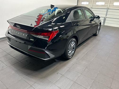 Abyss Black 2026 Hyundai ELANTRA HEV Blue