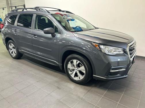 Magnetite Gray Metallic 2021 Subaru Ascent Premium 8-Passenger