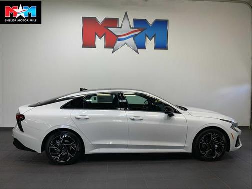 2025 Kia K5 GT-Line