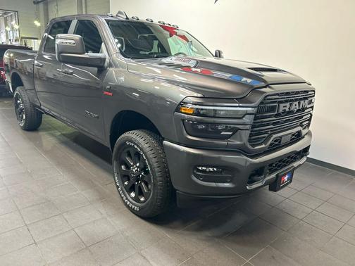 Granite Crystal Metallic Clearcoat 2026 RAM 2500 Laramie Crew Cab 4x4 6'4' Box