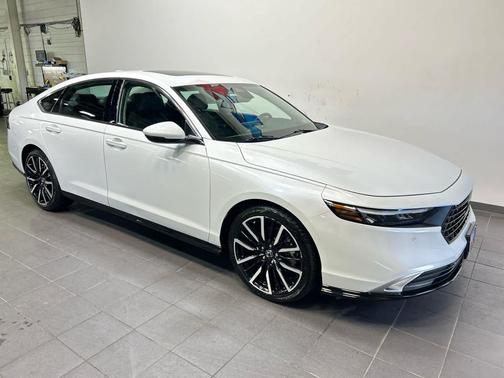 2023 Honda Accord Hybrid Touring