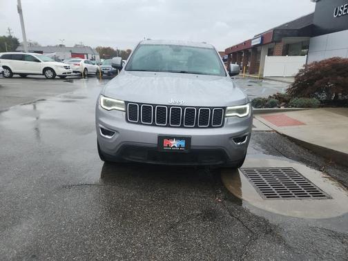 2021 Jeep Grand Cherokee Laredo