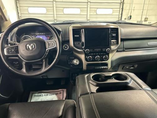 Patriot Blue Pearlcoat 2021 RAM 1500 Laramie