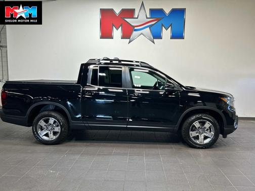 Crystal Black Pearl 2026 Honda Ridgeline RTL