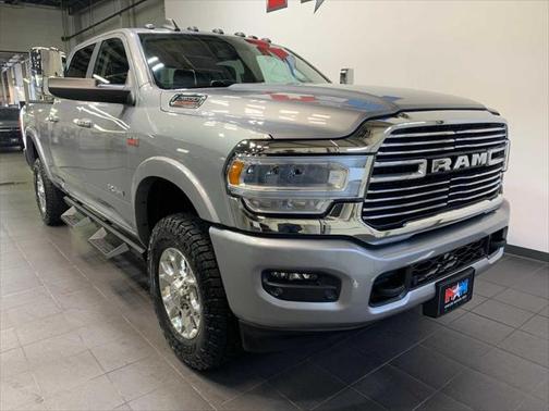 2022 RAM 2500 Laramie Crew Cab 4x4 6'4' Box
