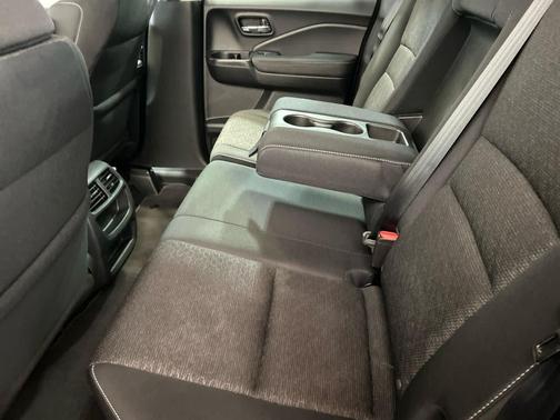 Radiant Red Metallic II 2023 Honda Ridgeline Sport