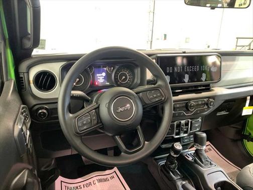 2025 Jeep Gladiator Nighthawk