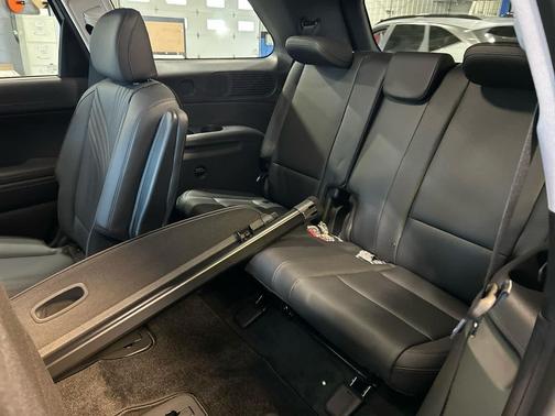 Typhoon Silver Metallic 2026 Hyundai PALISADE SEL 7P