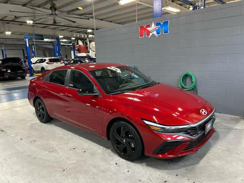 2026 Hyundai ELANTRA Sport