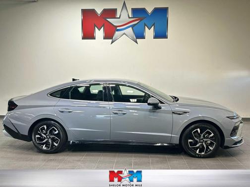 Transmission Blue 2025 Hyundai SONATA SEL