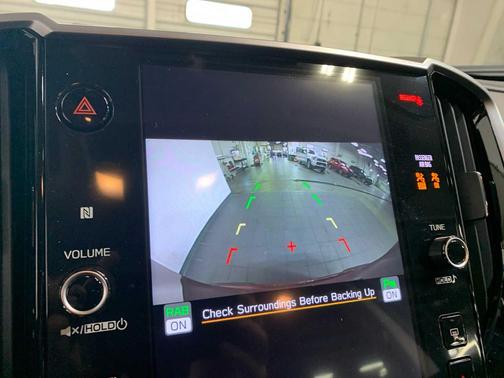 2024 Subaru Ascent Premium 8-Passenger