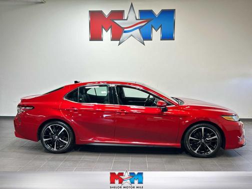 2019 Toyota Camry XSE