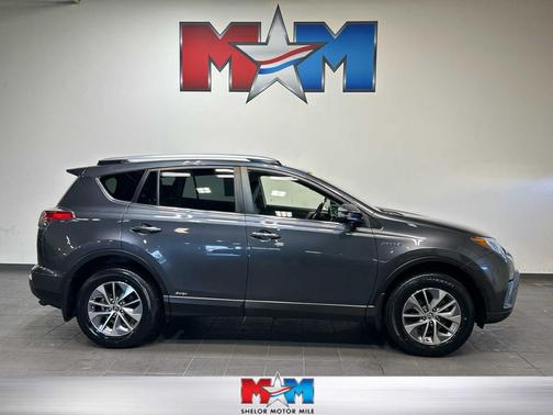 2018 Toyota RAV4 Hybrid XLE