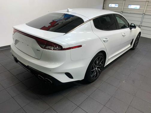 2023 Kia Stinger GT-Line