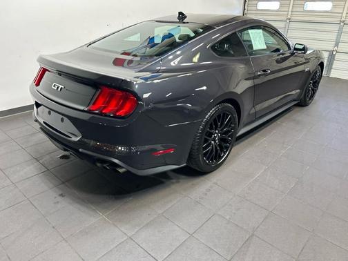 Dark Matter Gray Metallic 2022 Ford Mustang GT Premium