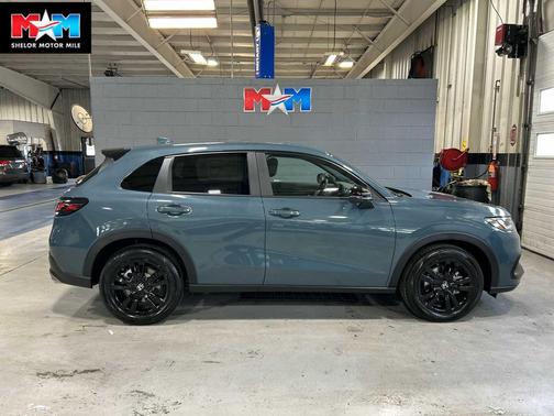 Nordic Forest Pearl 2026 Honda HR-V AWD Sport