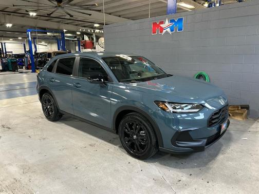 Nordic Forest Pearl 2026 Honda HR-V AWD Sport