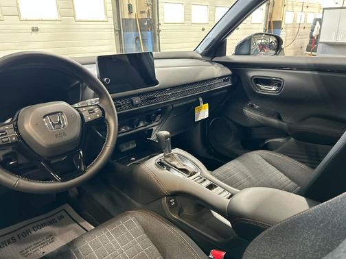 Nordic Forest Pearl 2026 Honda HR-V AWD Sport