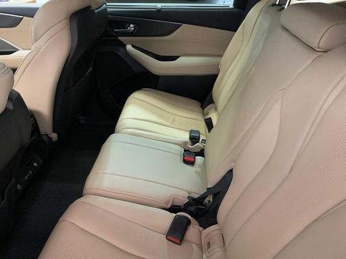 2022 Acura MDX Advance Package