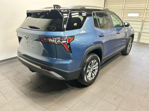 Lakeshore Blue Metallic 2026 Chevrolet Equinox 1LT