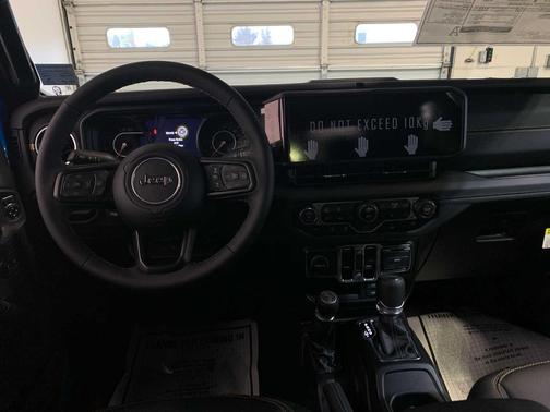 2025 Jeep Gladiator High Tide