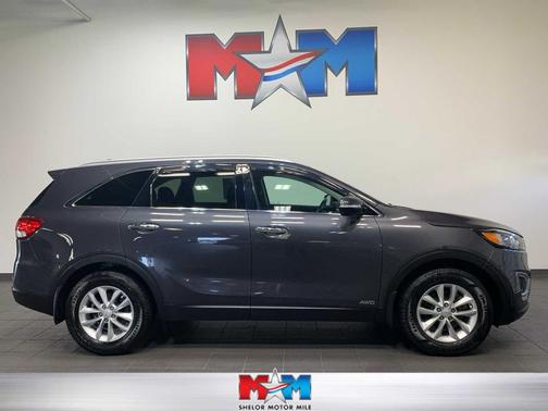 2018 Kia Sorento LX