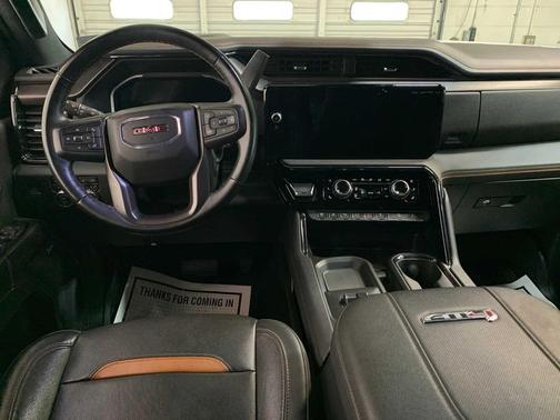 2024 GMC Sierra 2500 AT4