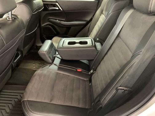 2024 Mitsubishi Outlander SE Black Edition S-AWC