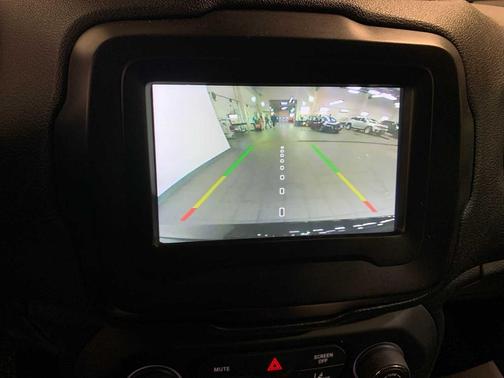 2021 Jeep Renegade Jeepster 4x4