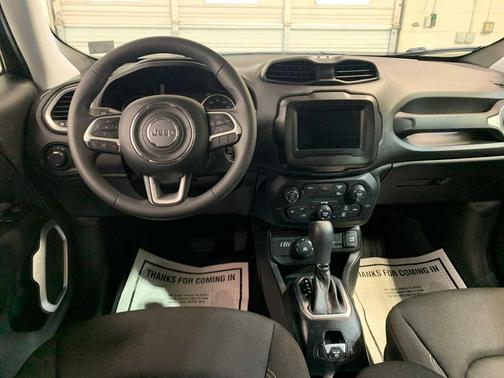 2021 Jeep Renegade Jeepster 4x4