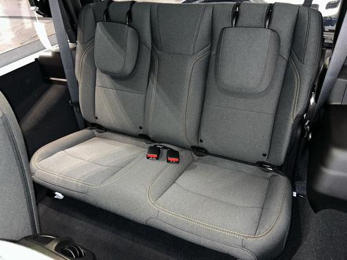 Bright White Clearcoat 2026 Jeep Wrangler Sport