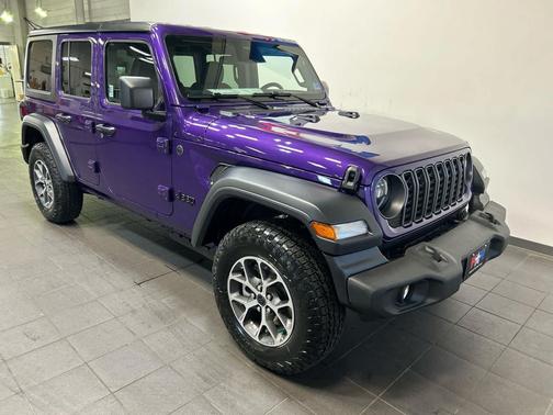 Reign 2026 Jeep Wrangler Sport S