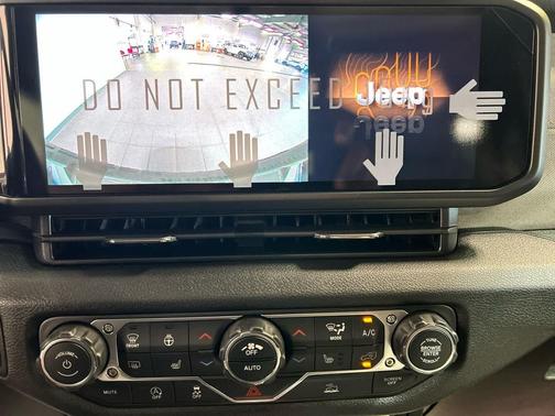 Reign 2026 Jeep Wrangler Sport S