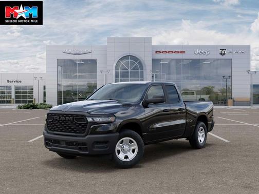 Diamond Black Crystal Pearlcoat 2026 RAM 1500 Tradesman
