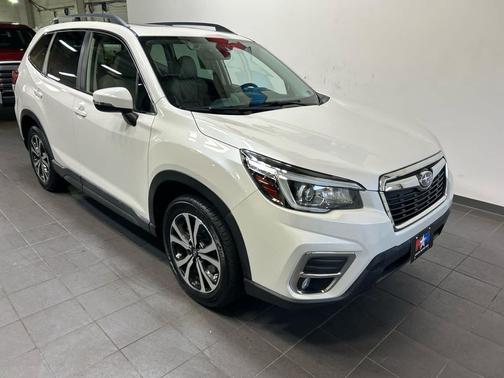 Crystal White Pearl 2019 Subaru Forester Limited