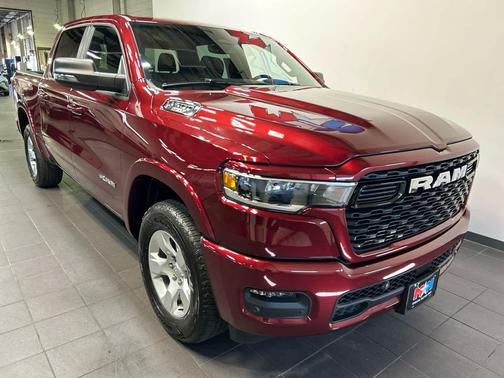 Delmonico Red Pearlcoat 2025 RAM 1500 Big Horn/Lone Star