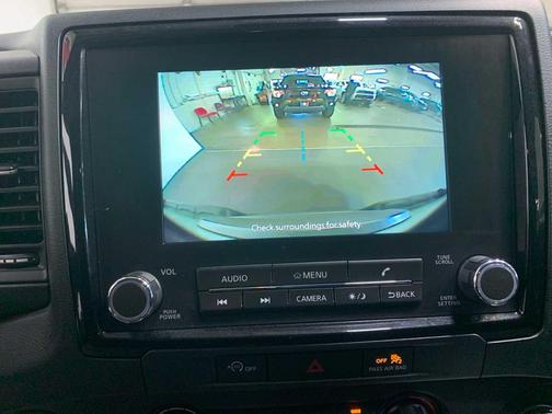 2024 Nissan Frontier S