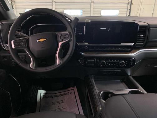 2026 Chevrolet Silverado 3500 LT