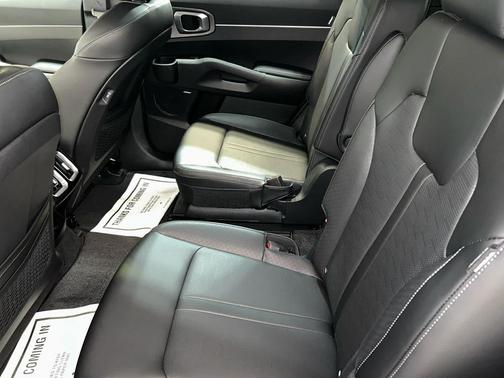 Road Rider Brown 2026 Kia Sorento EX